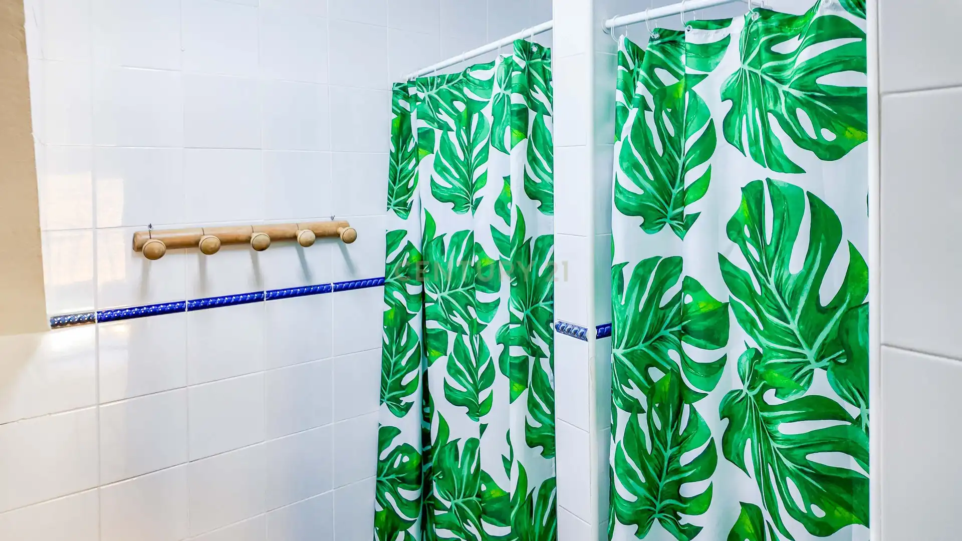 Baño de Edificio en venta en Torrejón el Rubio, Cáceres