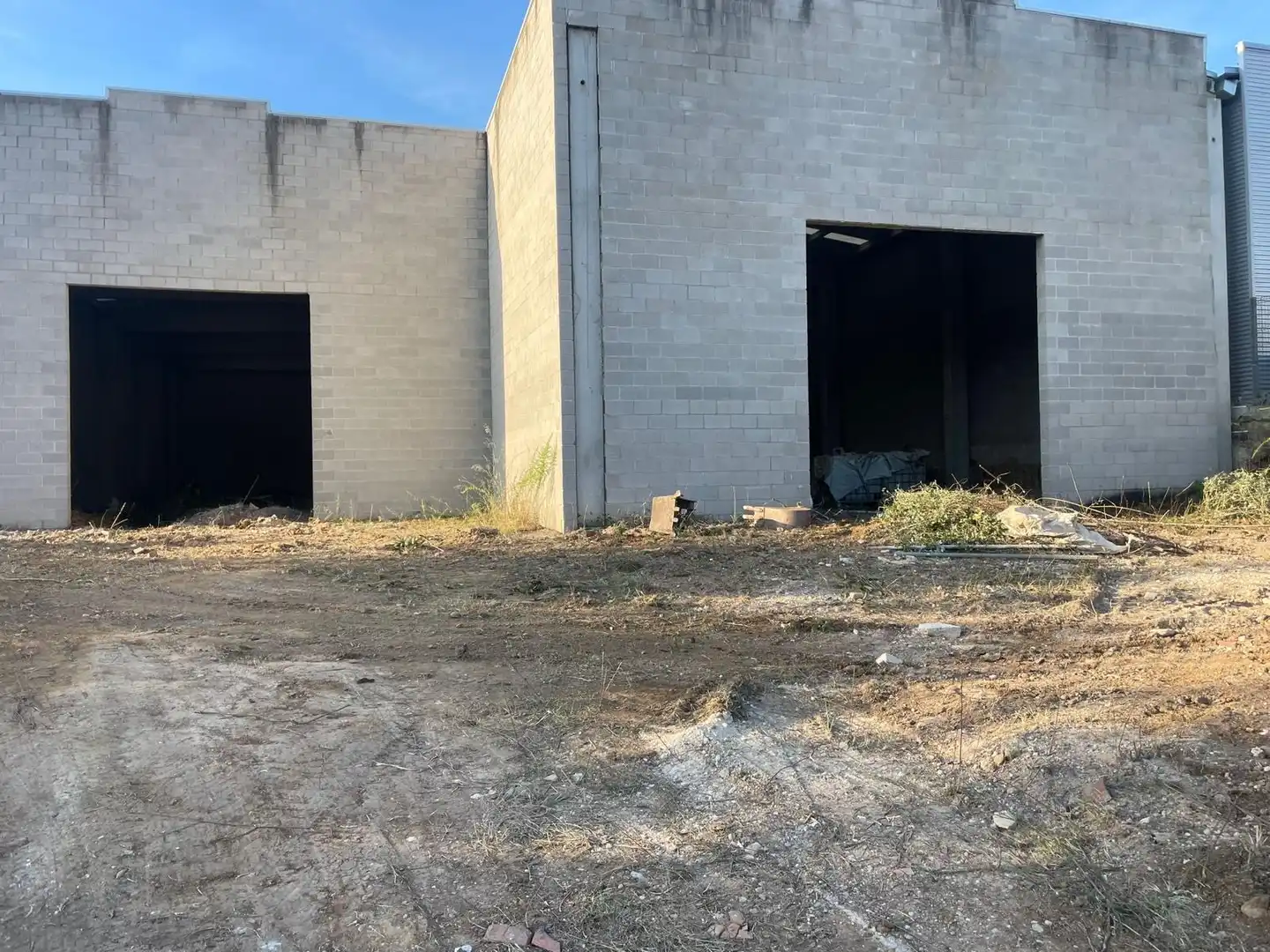 Vista exterior de Nave industrial en venta en Cornellà del Terri