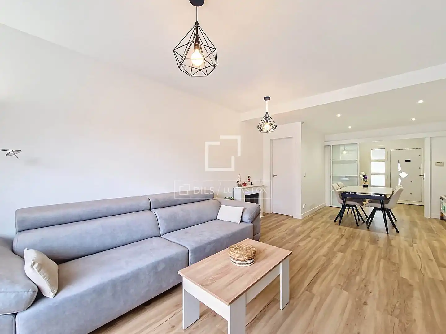 Wohnzimmer von Haus oder Chalet zum Verkauf in Vilanova i la Geltrú mit Klimaanlage, Heizung und Parkett