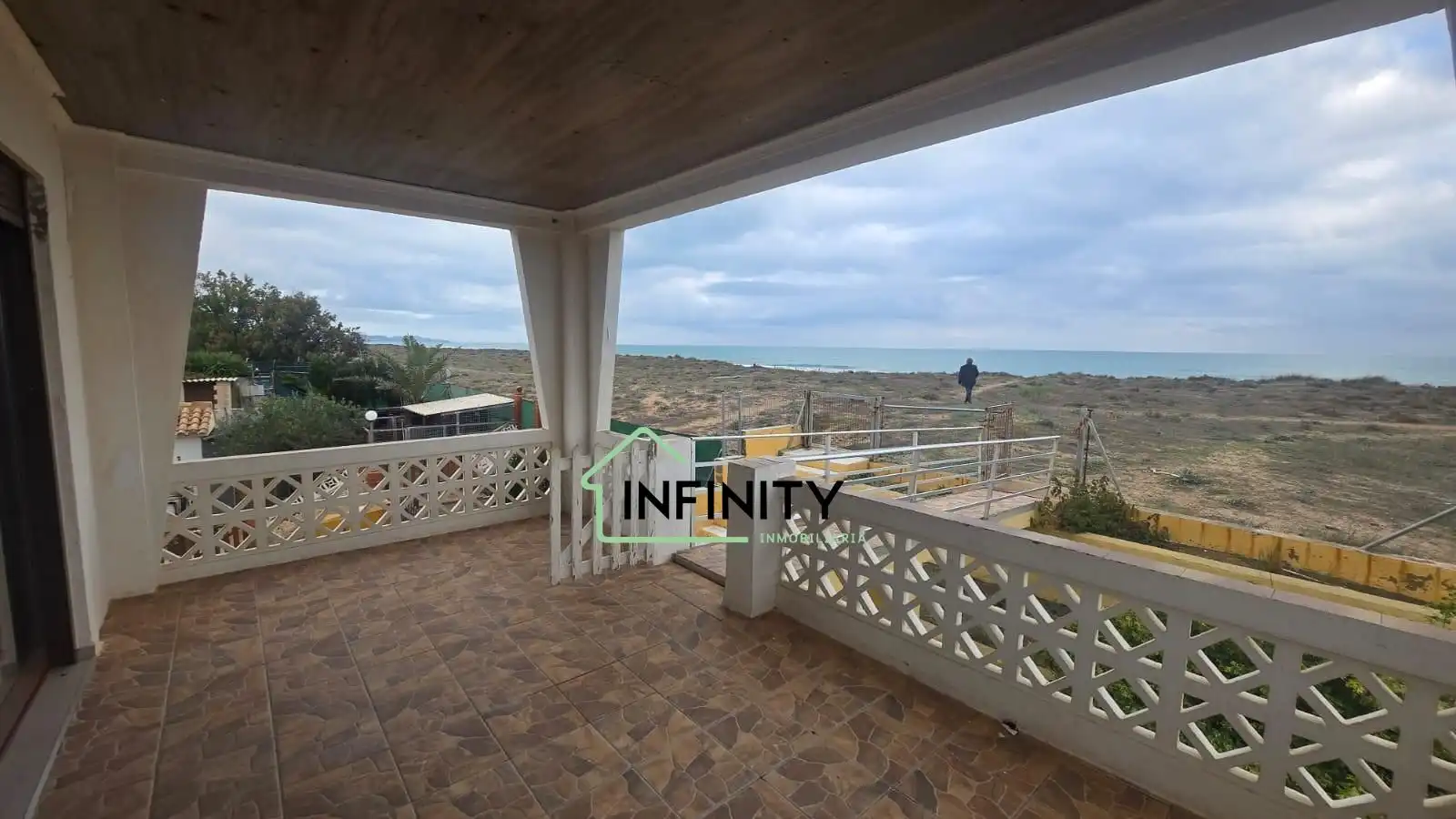 Terrace of Houses for sale in Tavernes de la Valldigna  with Balcony