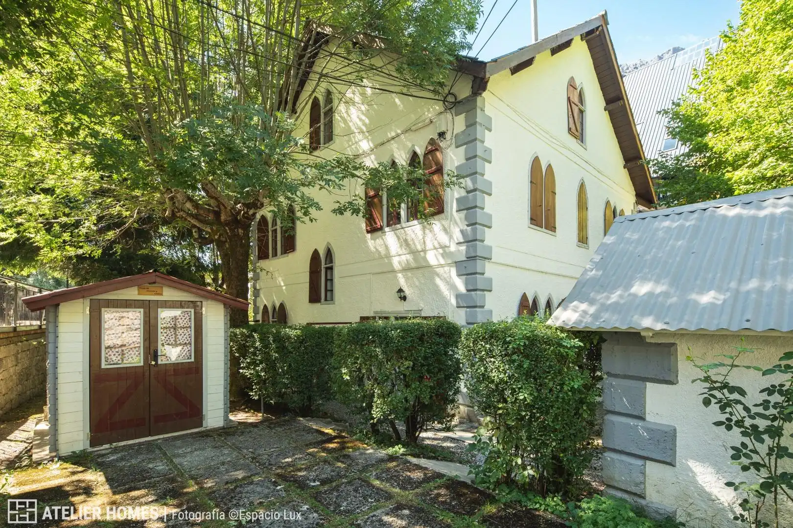 Exterior view of Houses for sale in Canfranc, Huesca