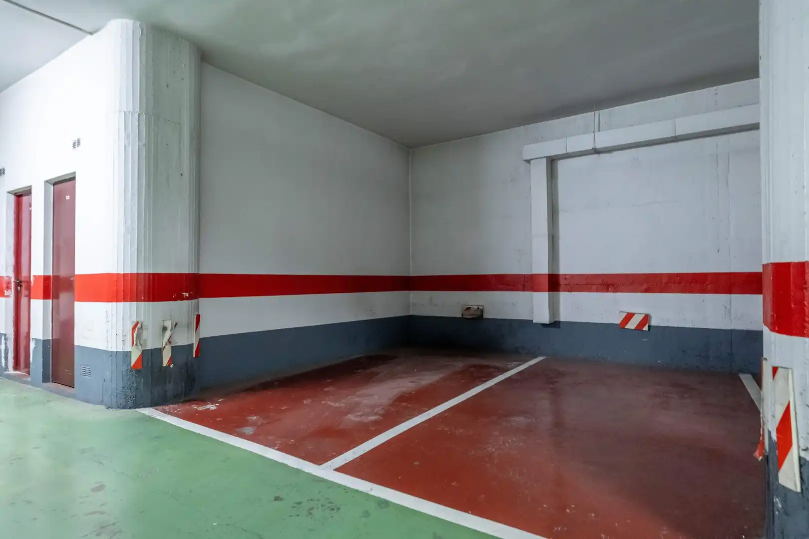 Parking of Flat for sale in Zaragoza  with Air Conditioner, Heating and Terrace