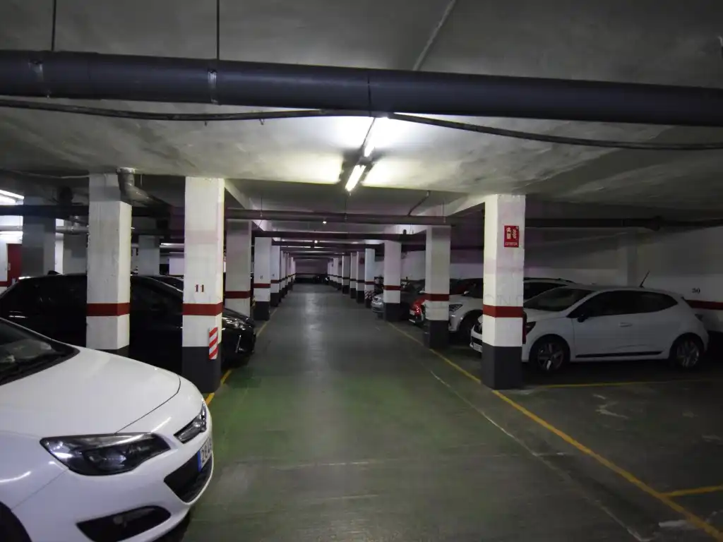 Einzelparkplatz zum Verkauf in Calle Torres, imagen 5
