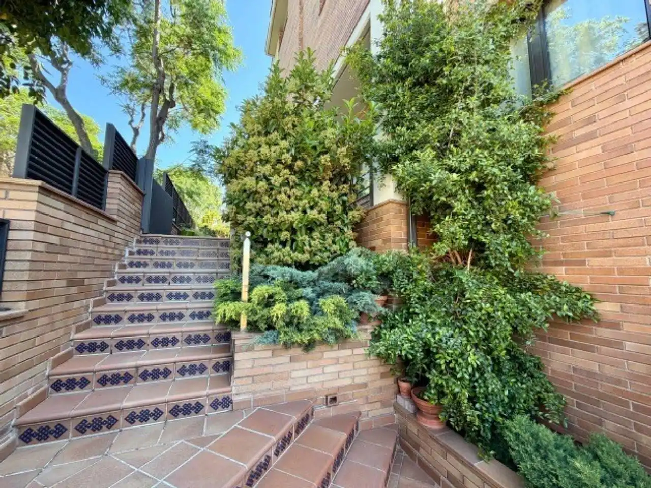 Vista exterior de Casa o chalet en venta en Sant Quirze del Vallès con Aire acondicionado, Calefacción y Jardín privado