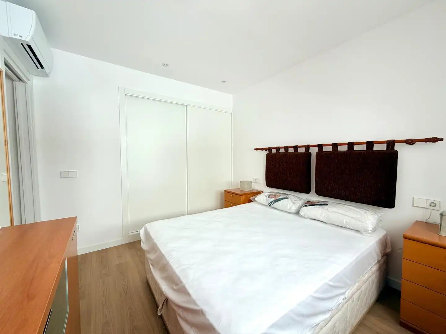 Dormitori de Pis de lloguer en Llucmajor amb Aire condicionat, Parquet i Moblat