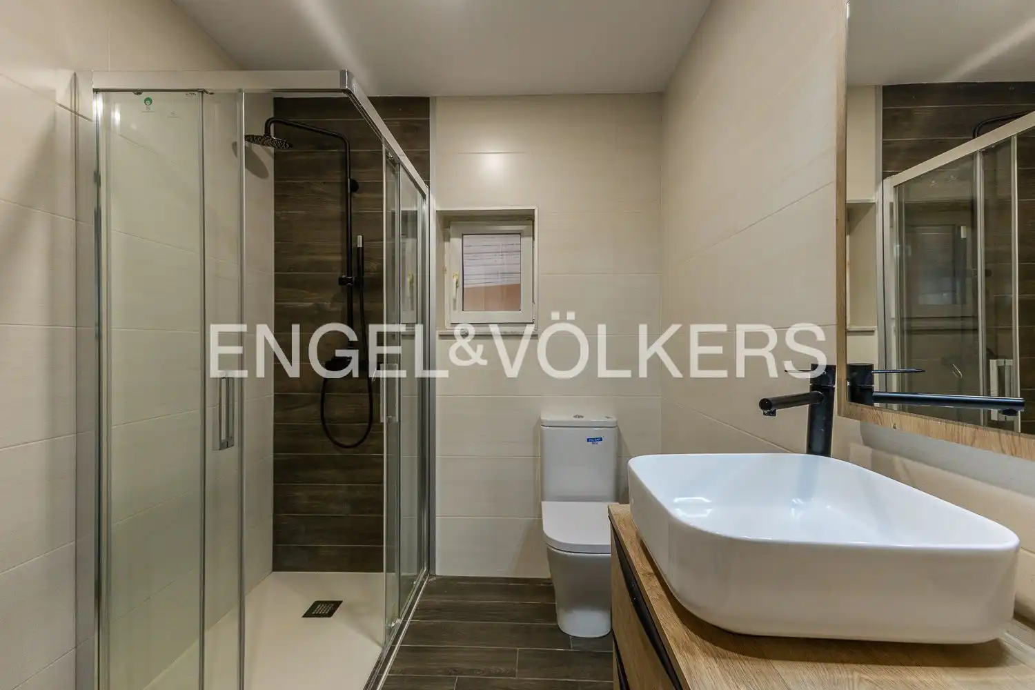 Bathroom of Houses for sale in Pedreguer  with Air Conditioner, Heating and Private garden