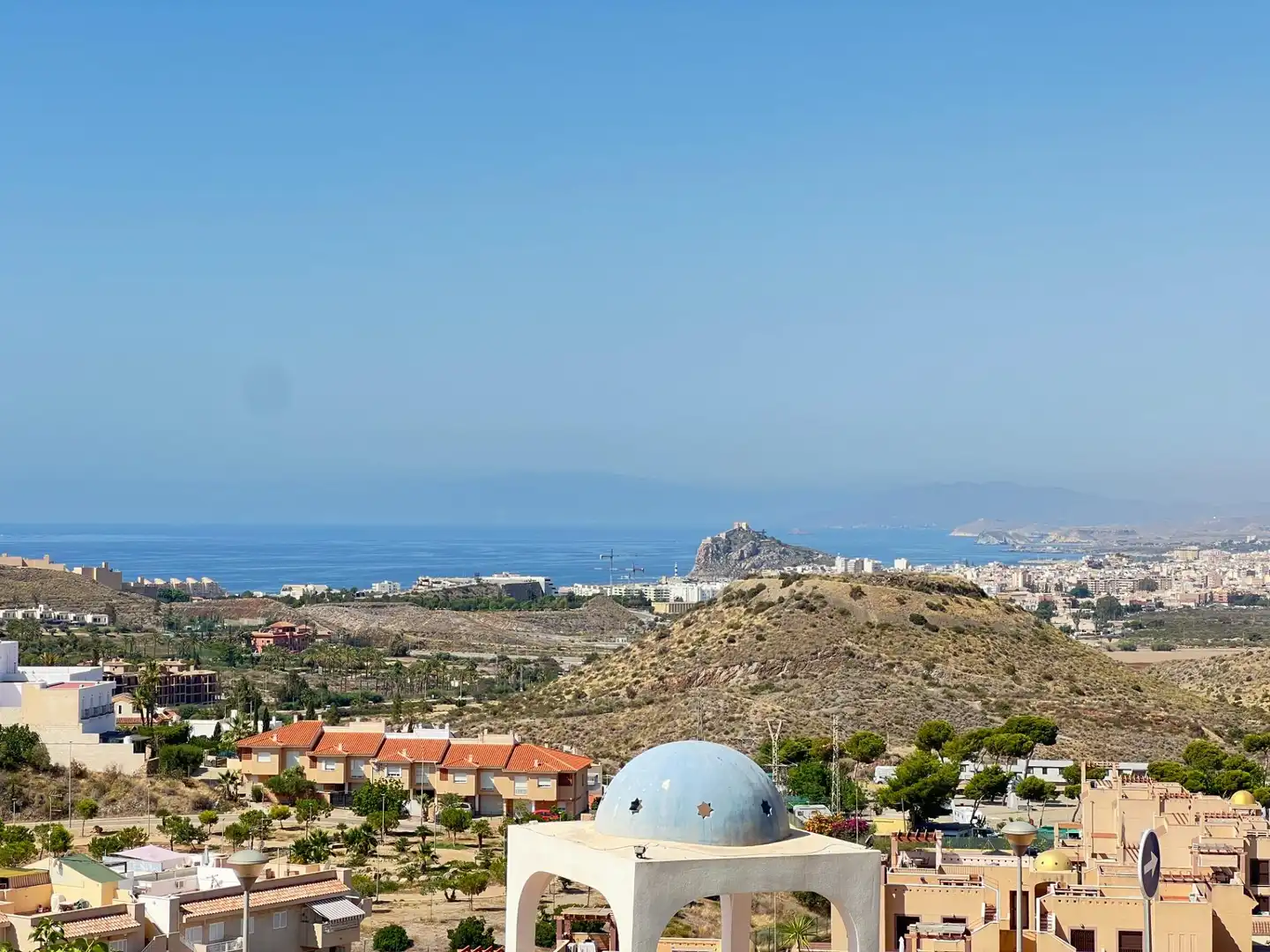 Außenansicht von Wohnung zum Verkauf in Águilas mit Klimaanlage und Gemeinschaftspool