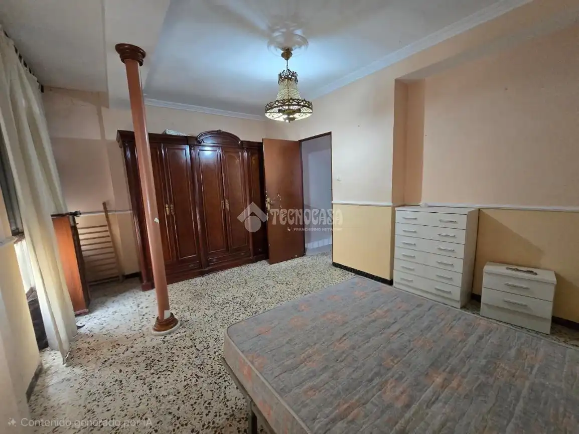 Habitación de Casa adosada en venta en Morón de la Frontera