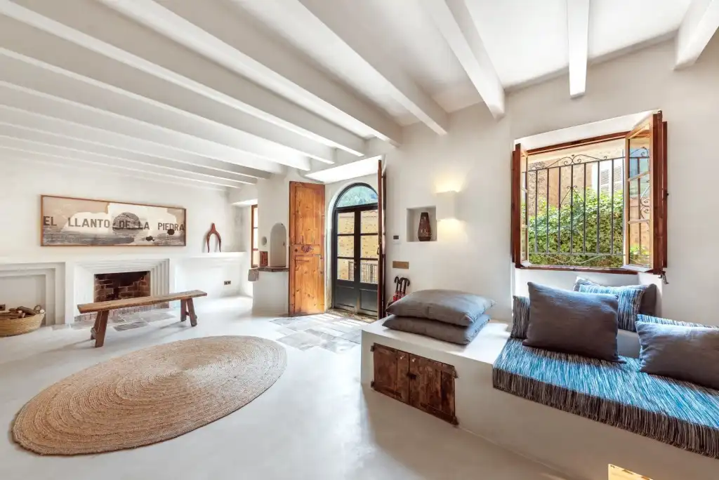 Living room of Country homes for sale in Deià  with Air Conditioner, Heating and Terrace