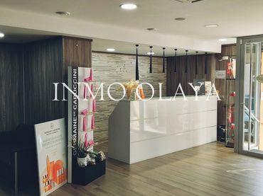 Locale commerciale in cessione a Centre - Sant Oleguer