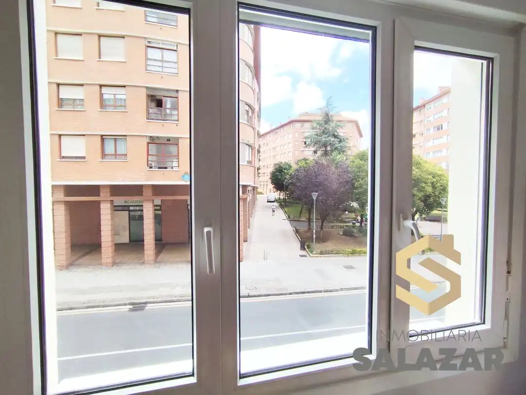 Exterior view of Flat for sale in Bilbao   with Heating, Storage room and Balcony