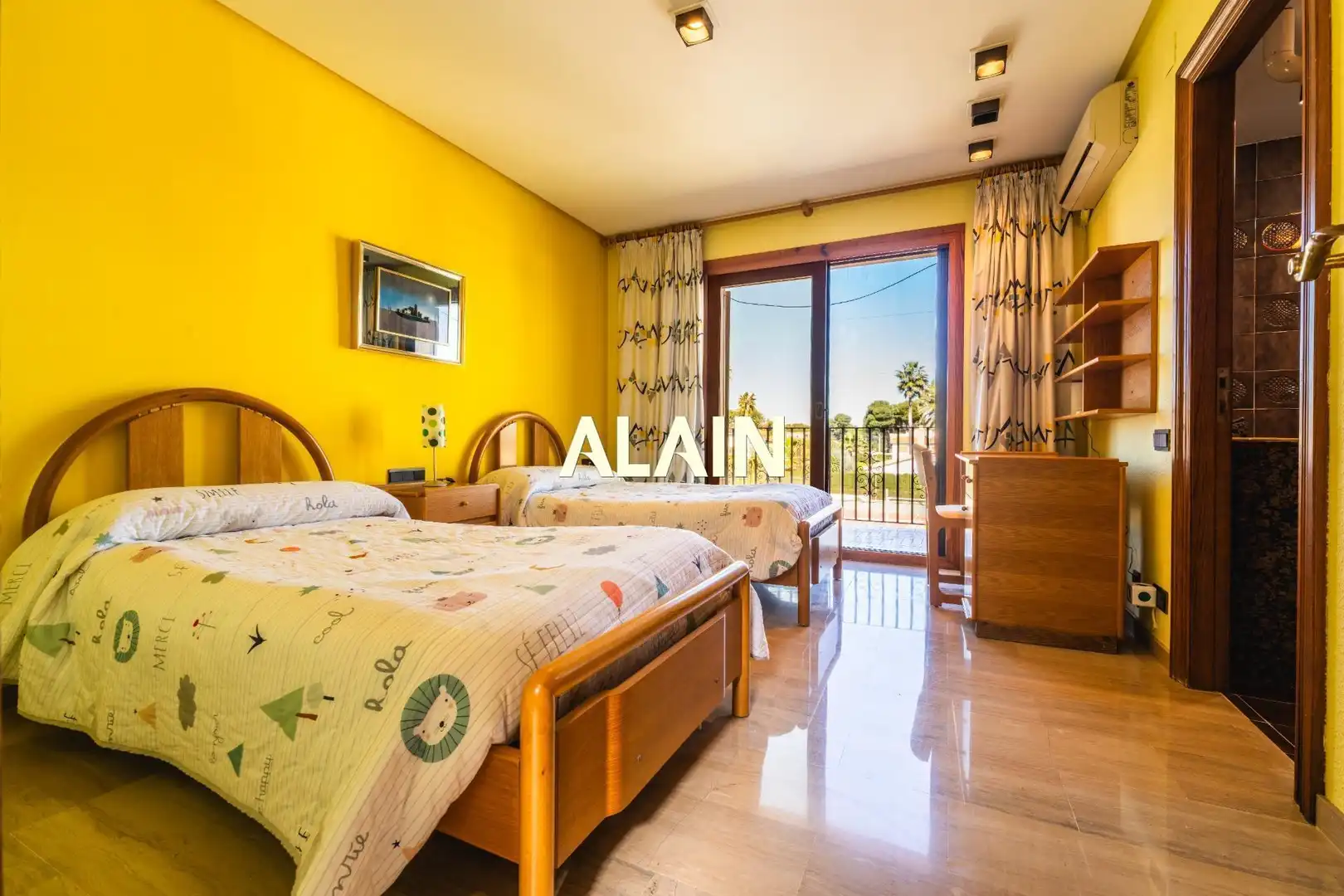 Habitación de Casa o chalet en venta en Chiva con Jardín privado, Terraza y Trastero