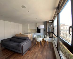 Living room of Flat for sale in Girona Capital  with Air Conditioner, Heating and Parquet flooring