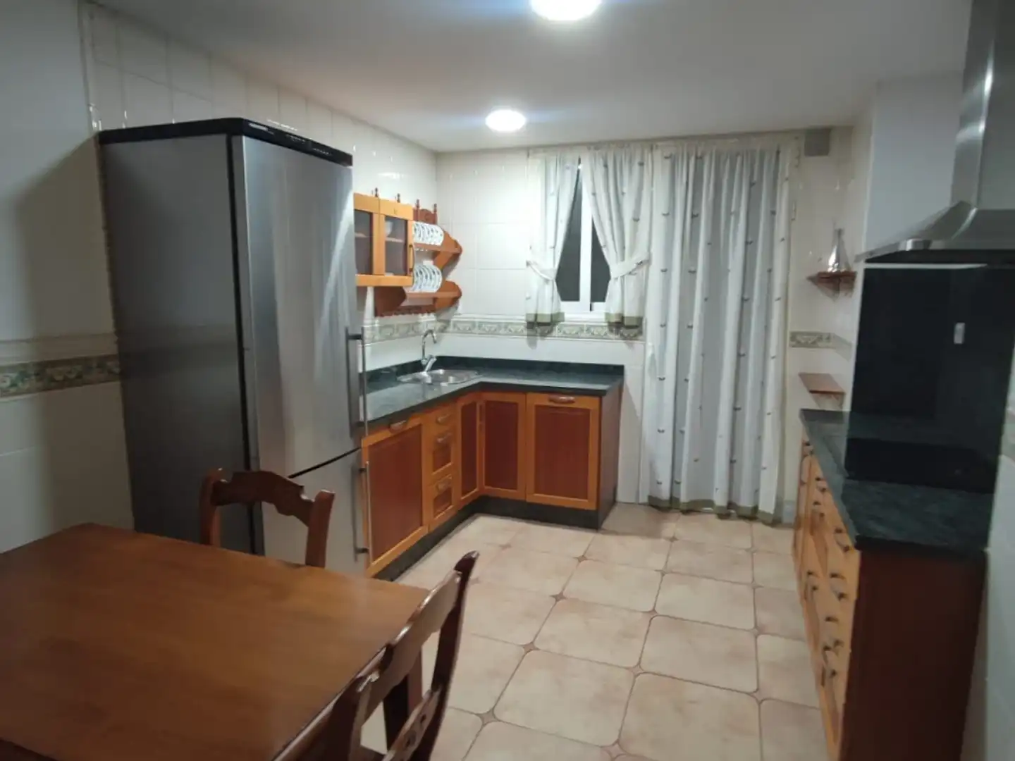 Cuina de Pis de lloguer en Murcia amb Aire condicionat, Calefacció i Moblat