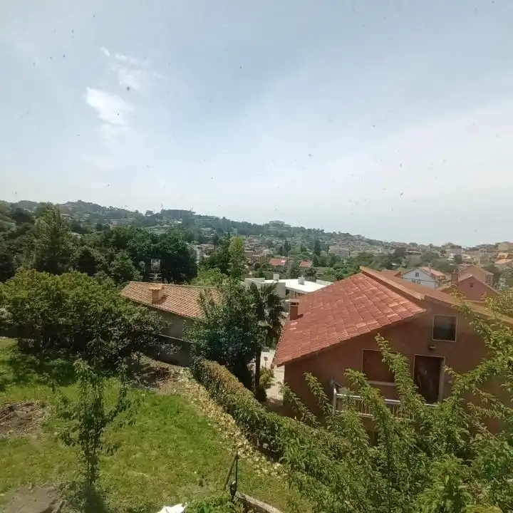 Casa o chalet en venta en Vigo  con Calefacción, Jardín privado y Terraza