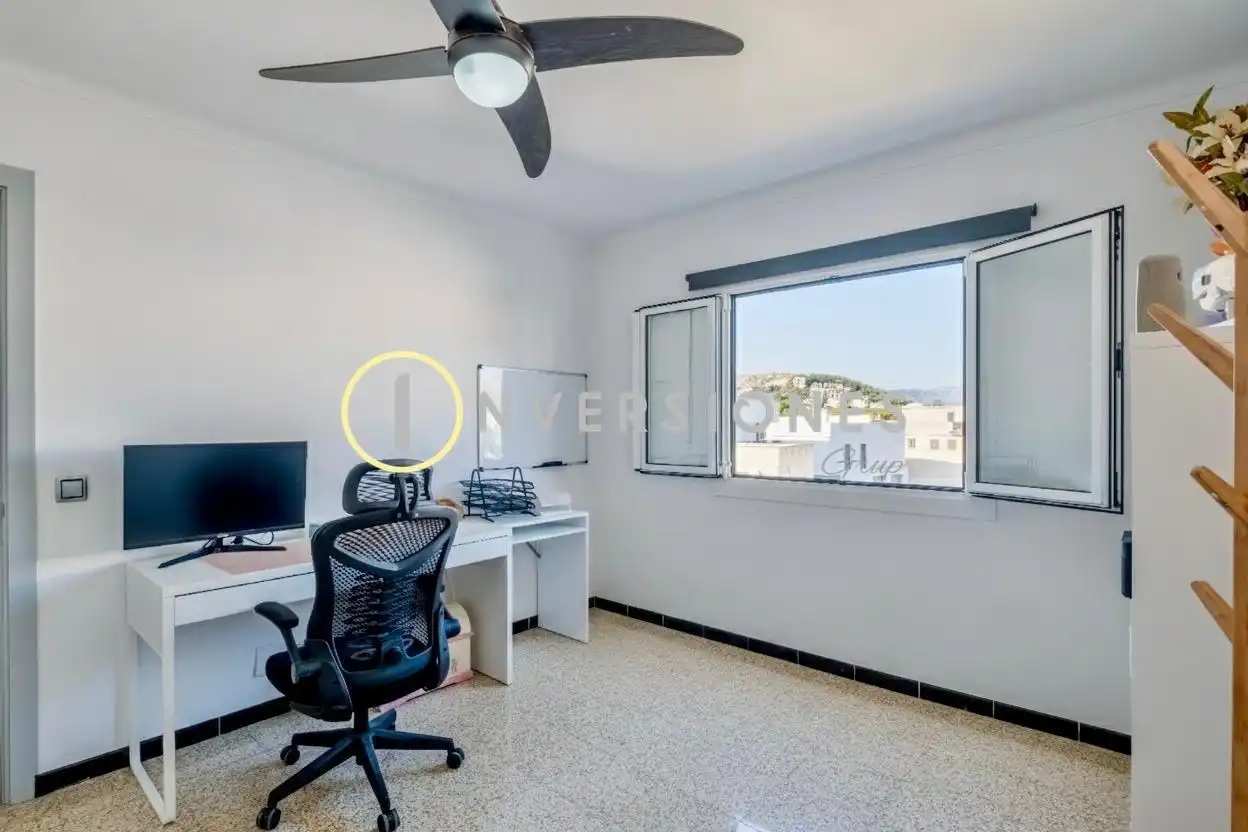 Schlafzimmer von Wohnung zum Verkauf in Pollença mit Klimaanlage, Terrasse und Abstellraum