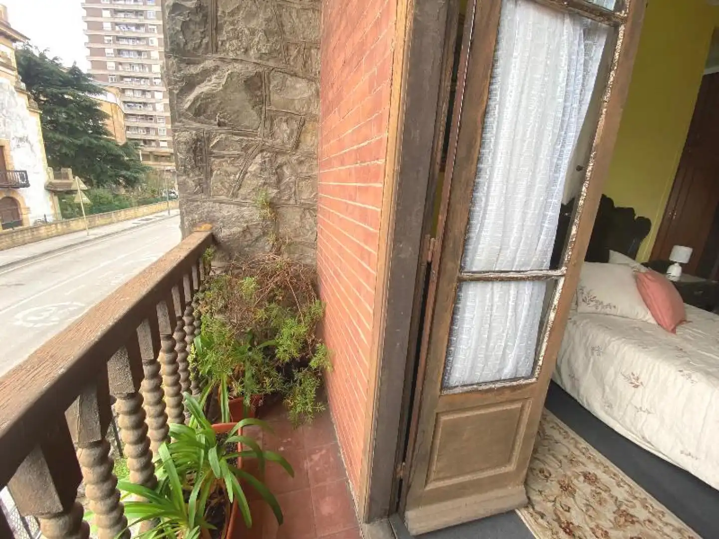 Terraza de Casa o chalet en venta en Torrelavega  con Calefacción, Trastero y Balcón