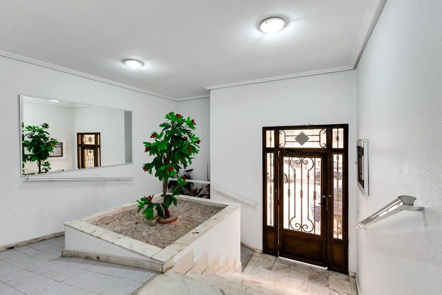 Piso con terraza en venta en Calle la Loma 73, imagen 4
