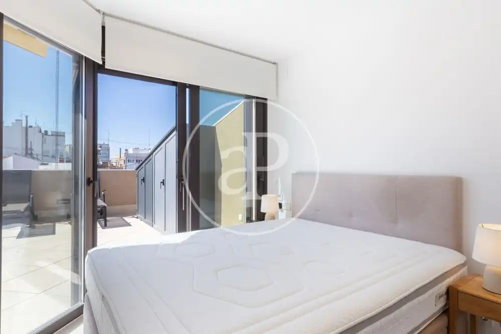 Bedroom of Attic for rent in Valencia  with Air Conditioner, Heating and Terrace