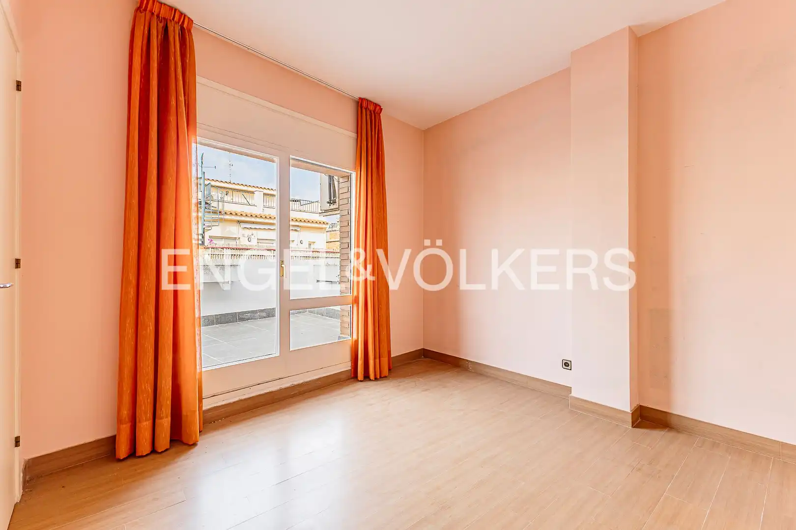 Habitación de Ático en venta en Barcelona con Aire acondicionado, Calefacción y Parquet
