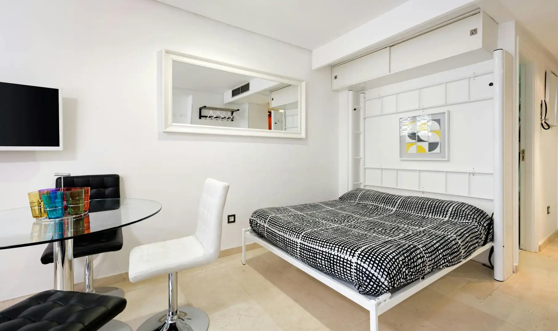 Habitación de Piso de alquiler en Madrid con Aire acondicionado, Calefacción y Jardín privado