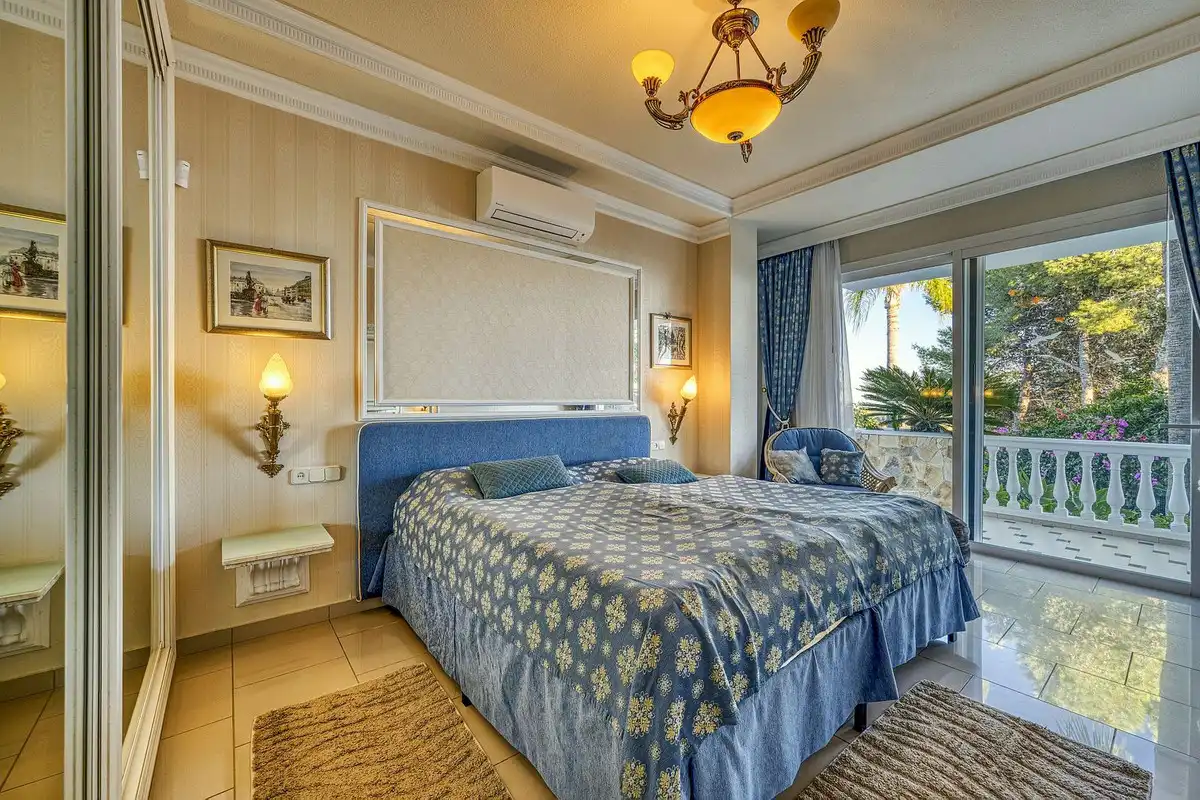 Bedroom of Detached homes for sale in Marbella  with Air Conditioner, Terrace and Storage room