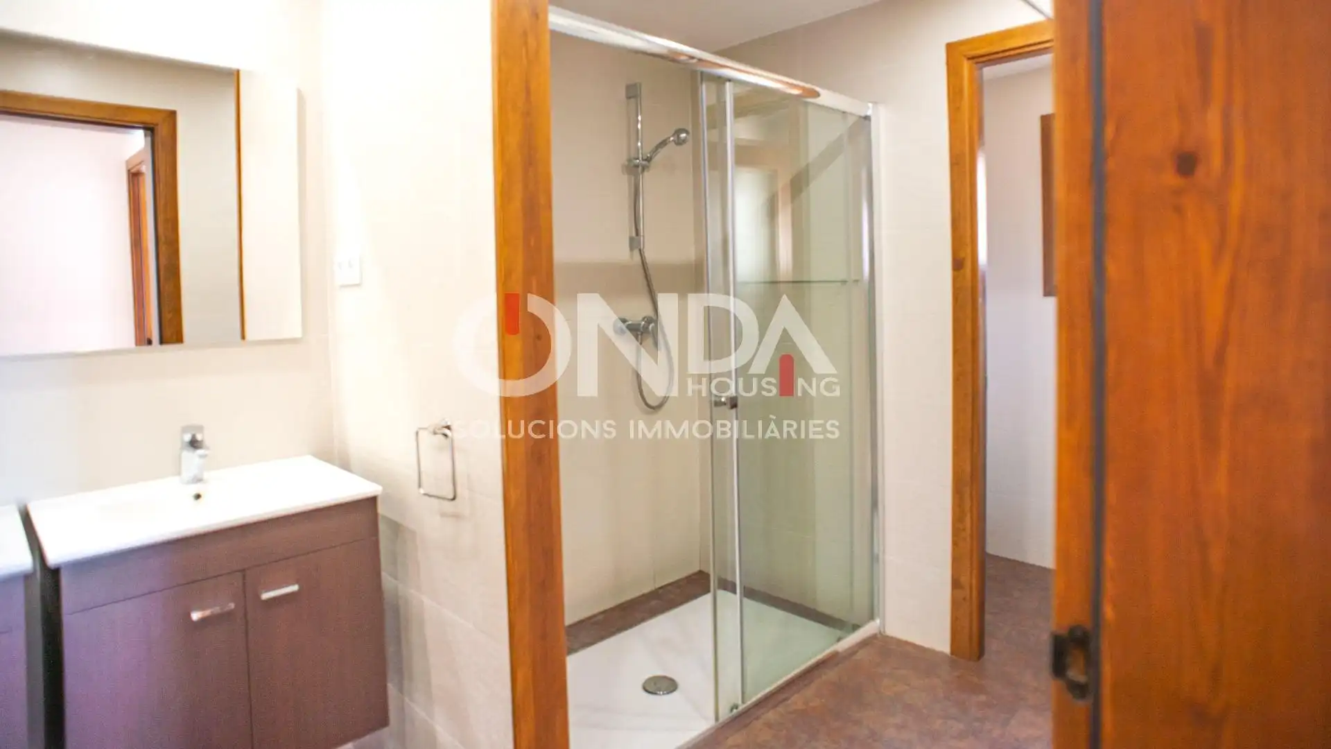 Bathroom of Houses for sale in El Pont de Suert  with Heating, Private garden and Furnished
