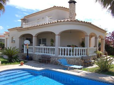 Chalet con piscina en venta en CAPADELLA DE LA
