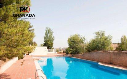 Swimming pool of Apartment for sale in  Granada Capital