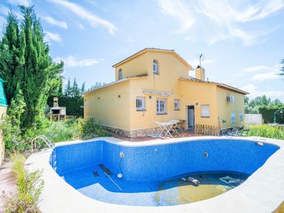 Jardí de Casa o xalet en venda en El Vendrell amb Aire condicionat, Terrassa i Piscina