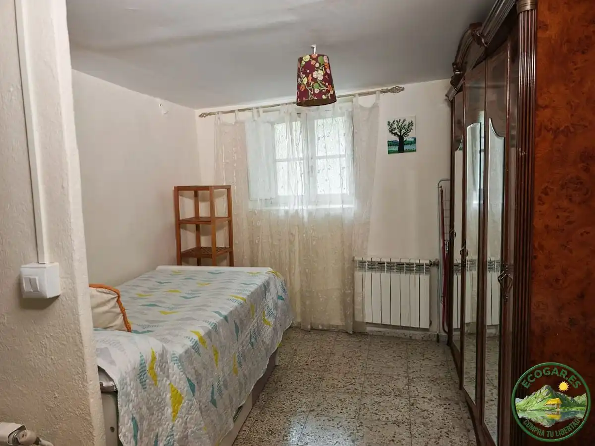 Habitación de Casa o chalet en venta en Puente de Domingo Flórez con Calefacción, Jardín privado y Amueblado