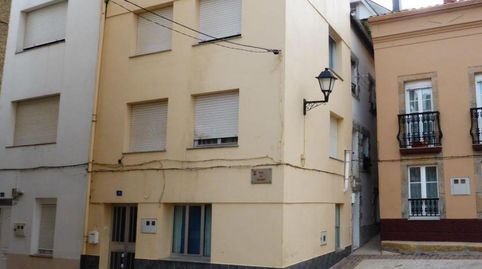 Foto 2 de Casa adosada en venta en C/ Retiro, Santa Uxía de Ribeira, Ribeira