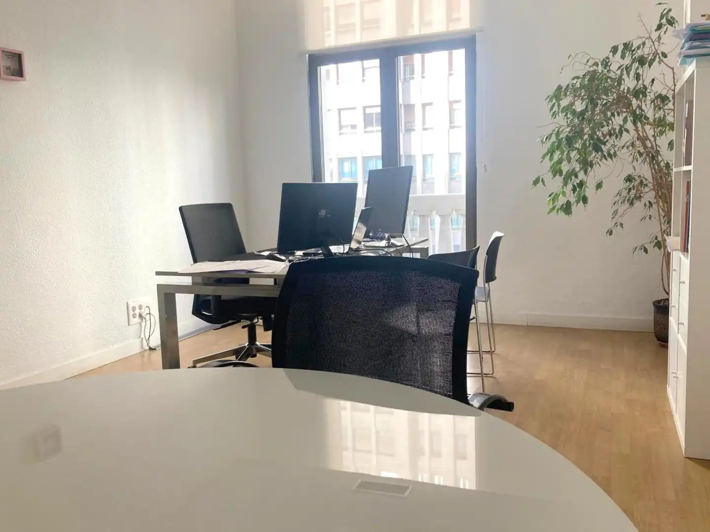 Büro zur Miete in Madrid mit Heizung und Möbliert