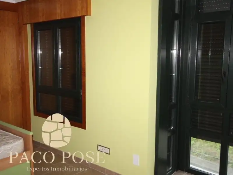 Casa o xalet en venda en Arteixo amb Calefacció, Jardí privat i Moblat