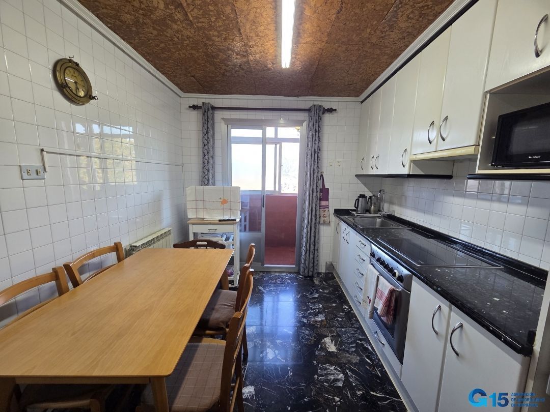 Kitchen of Flat for sale in Errenteria  with Heating and Balcony