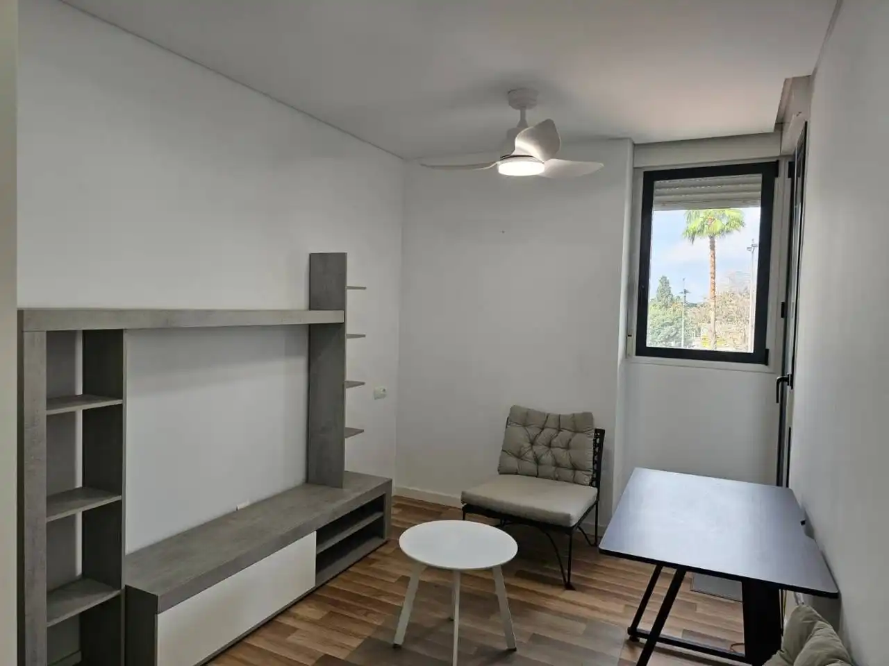 Living room of Flat for rent in Murcia  with Air Conditioner, Terrace and Furnished