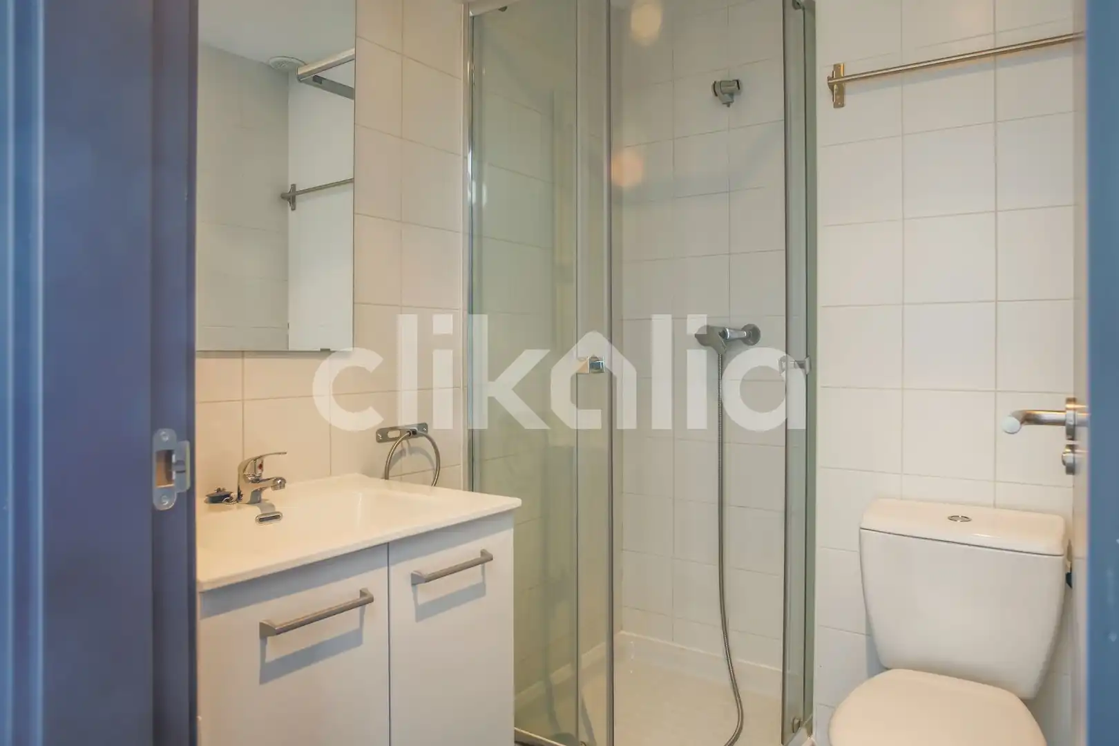 Baño de Piso en venta en Colmenar Viejo con Calefacción, Trastero y Piscina
