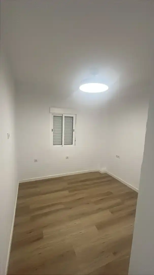 Habitación de Piso en venta en Guadassuar con Horno y Balcón