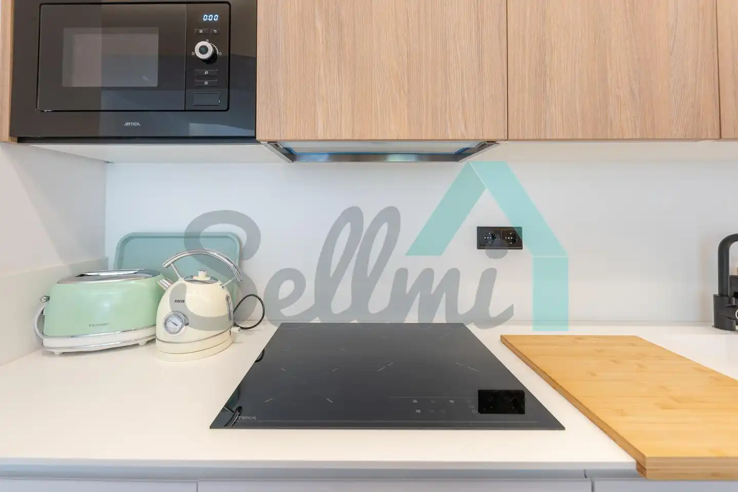 Flat for rent in Calle Real Oviedo, Masip
