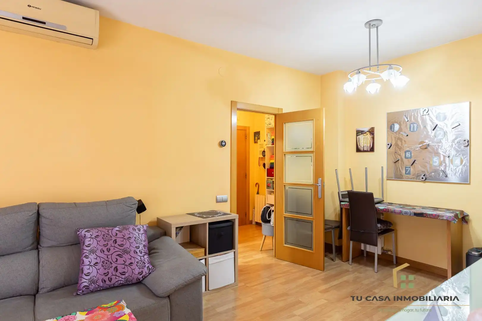 Living room of Flat for sale in Badalona  with Air Conditioner, Heating and Storage room