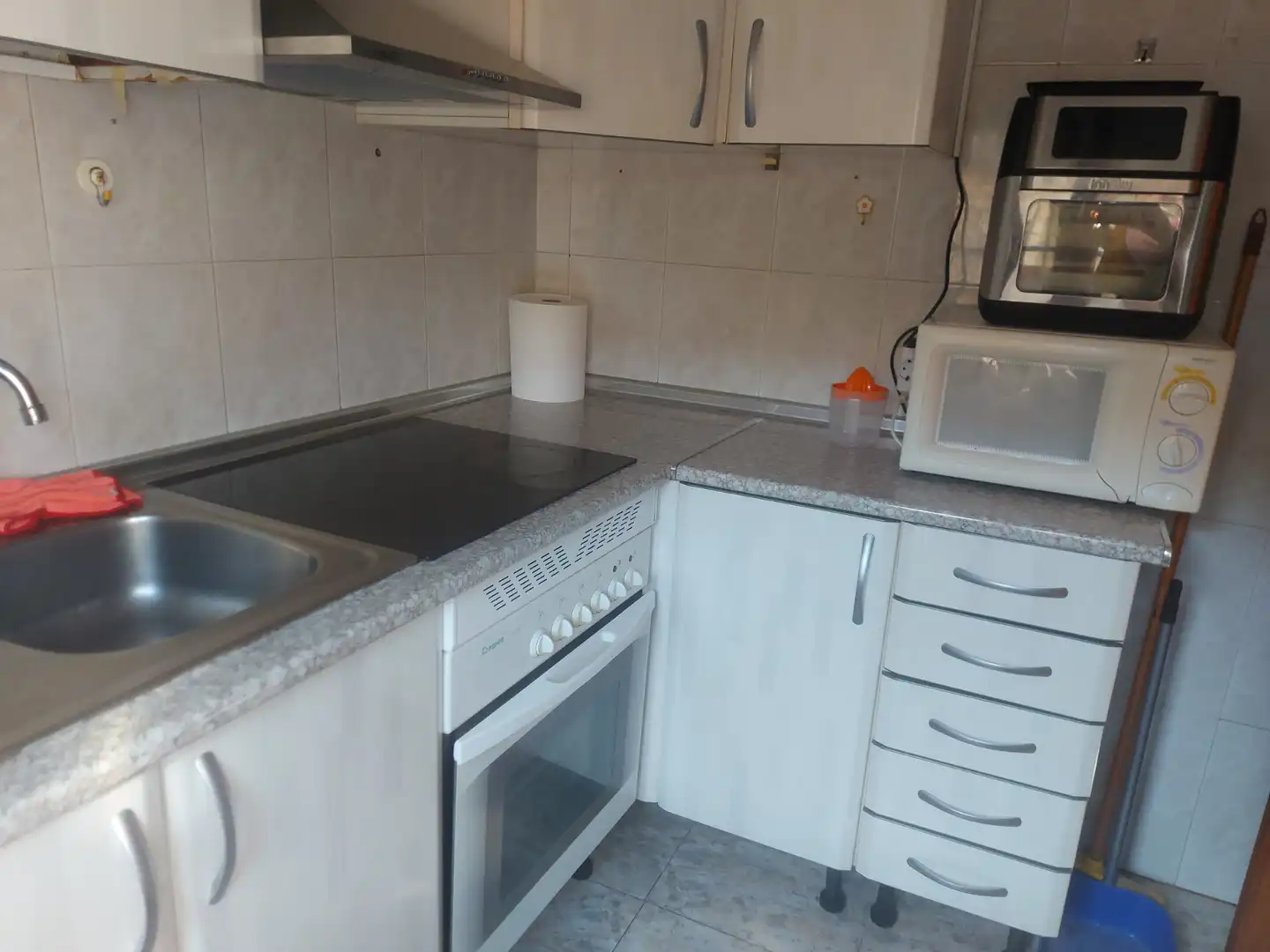 Cocina de Piso de alquiler en Toledo con Calefacción, Amueblado y Horno