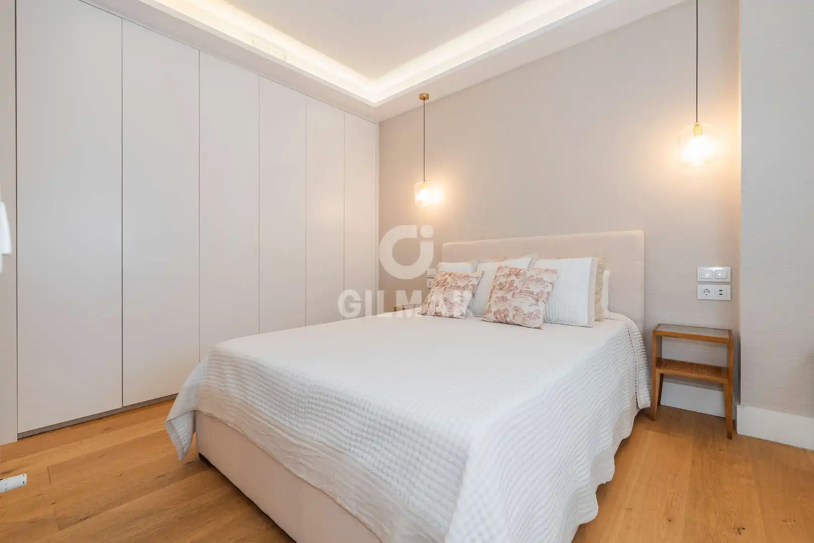 Habitación de Piso en venta en Madrid con Calefacción y Trastero