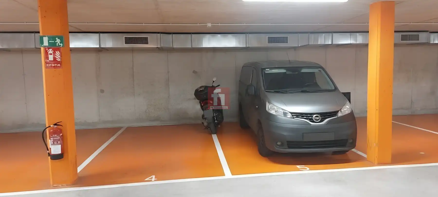 Parkplatz von Wohnung zur Miete in Mataró mit Klimaanlage, Heizung und Parkett