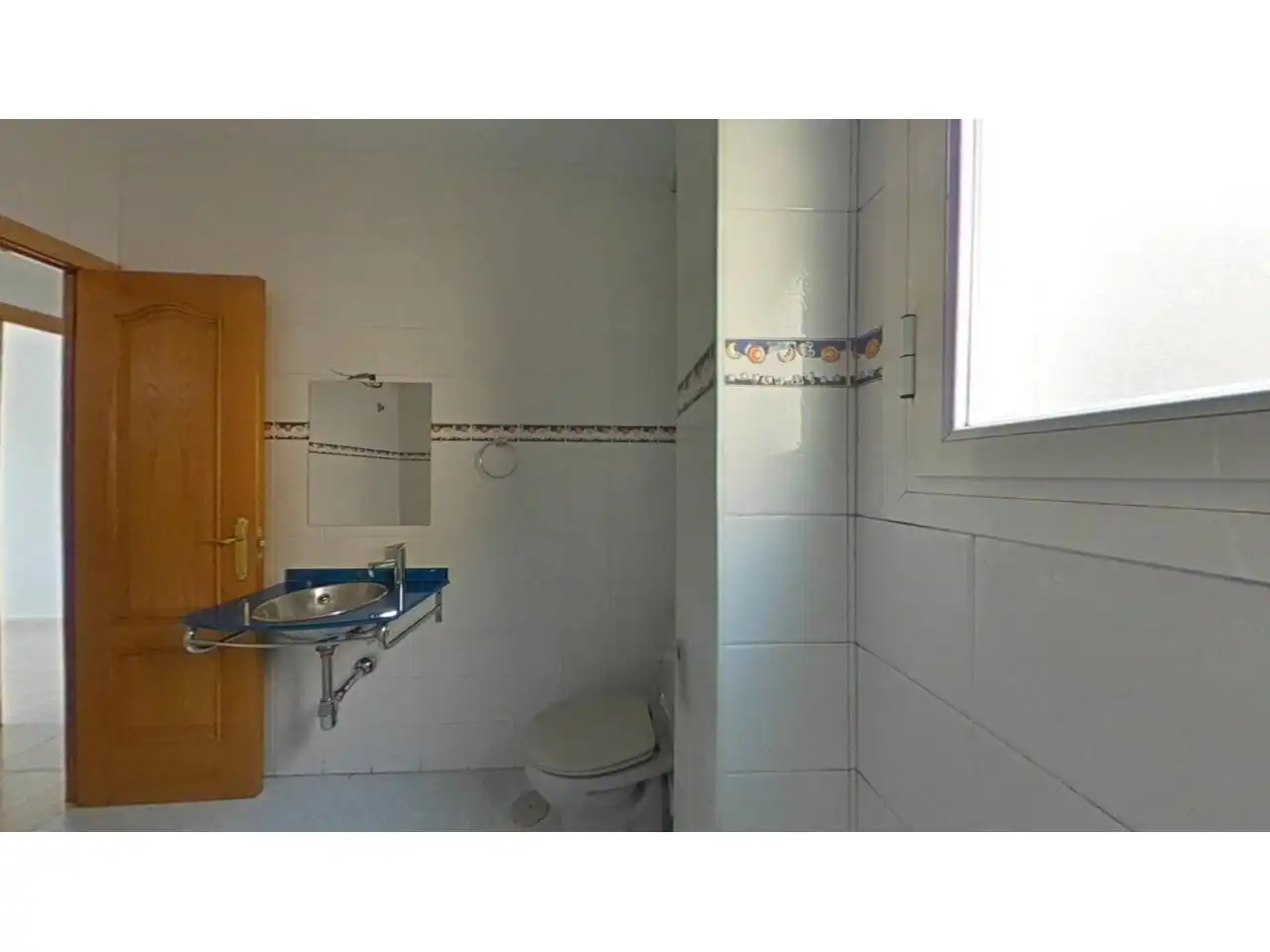 Bathroom of Flat for sale in Parla
