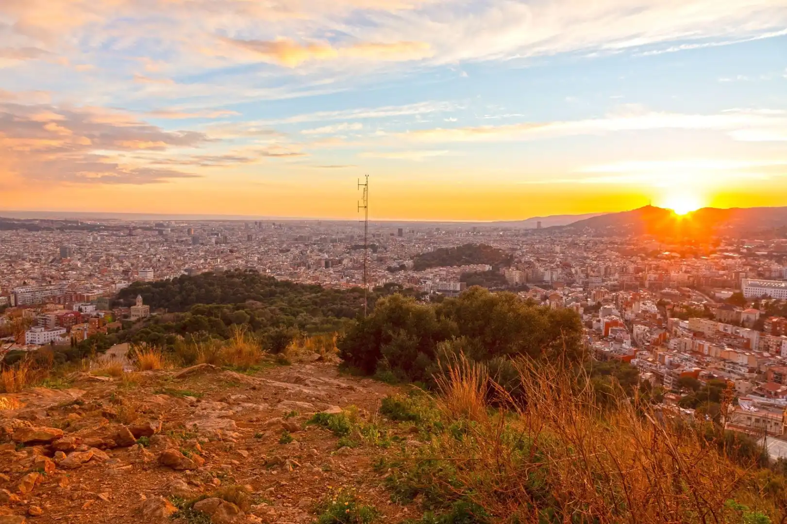 Vista exterior de Piso en venta en Barcelona con Aire acondicionado, Calefacción y Amueblado