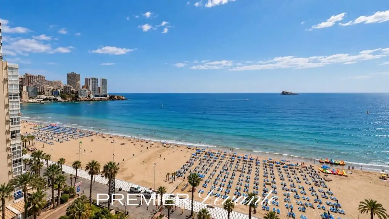 Apartamento con piscina en venta en Playa de Levante, imagen 12