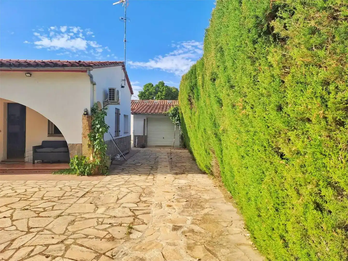 Vista exterior de Pis de lloguer en Tordera amb Aire condicionat, Jardí privat i Traster