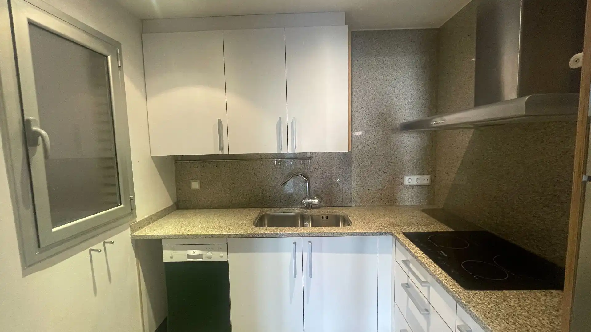 Cocina de Piso de alquiler en Terrassa con Calefacción, Terraza y Amueblado