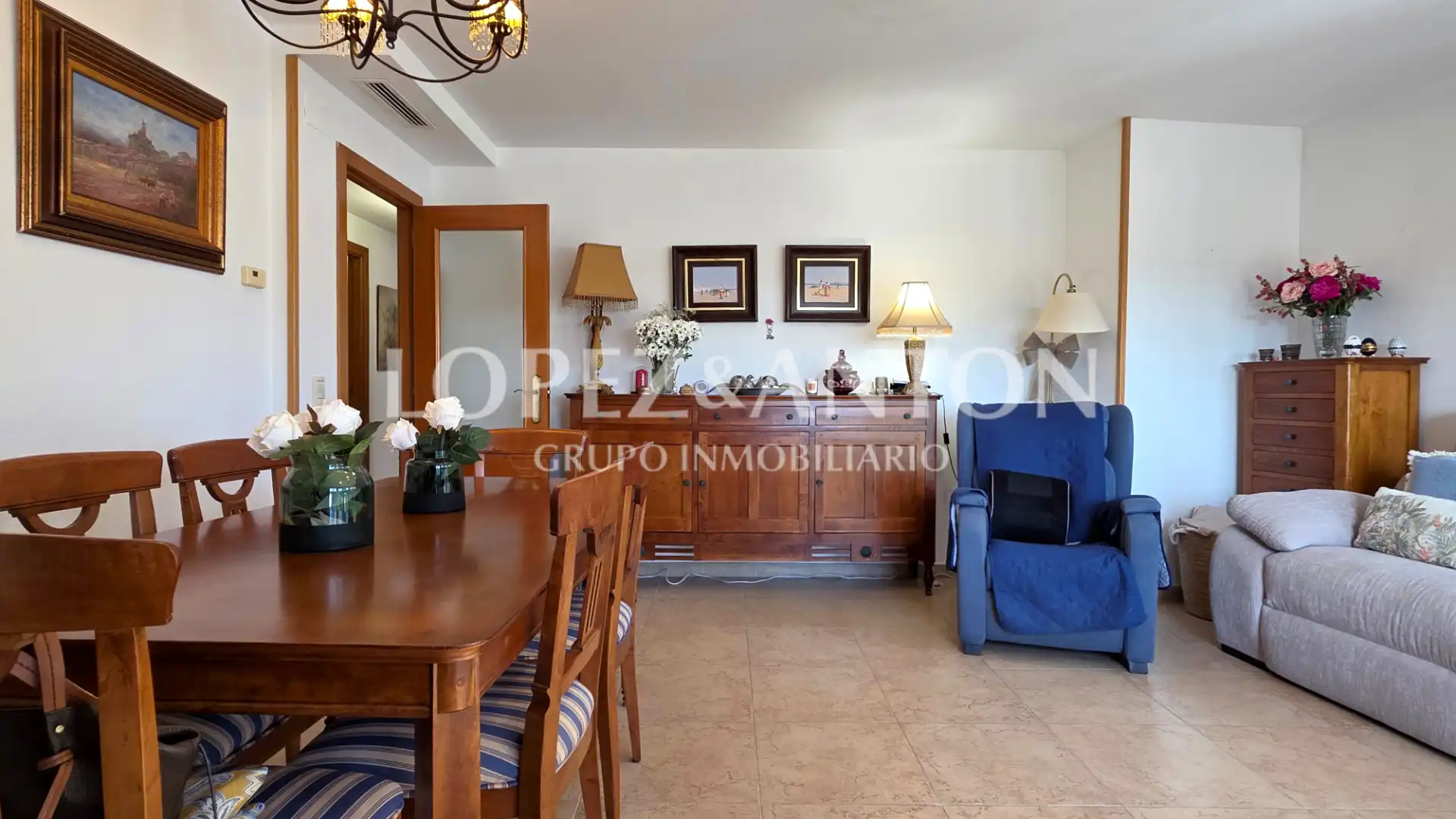 Living room of Flat for sale in L'Eliana  with Air Conditioner, Oven and Balcony