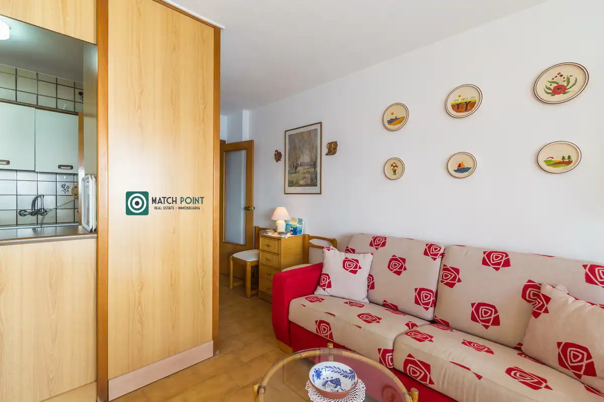 Living room of Flat for sale in Almuñécar  with Furnished